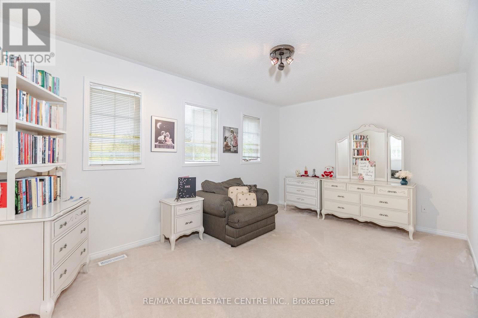 126 EAGLERIDGE DRIVE Image 38