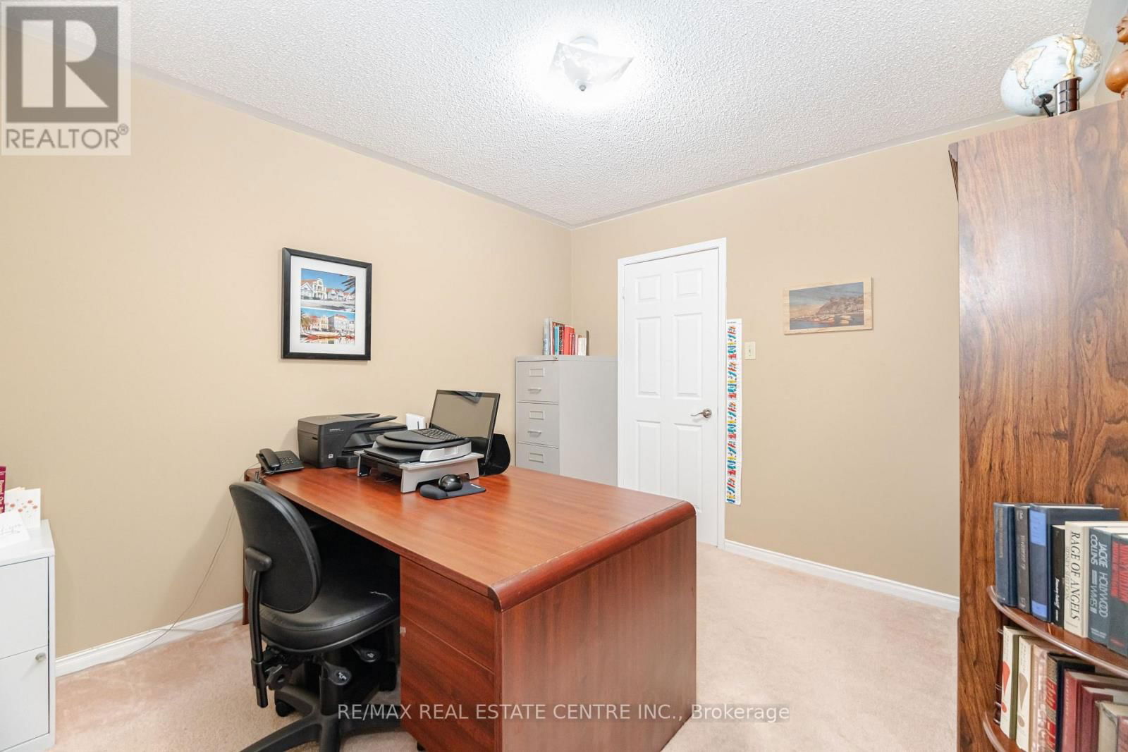 126 EAGLERIDGE DRIVE Image 43
