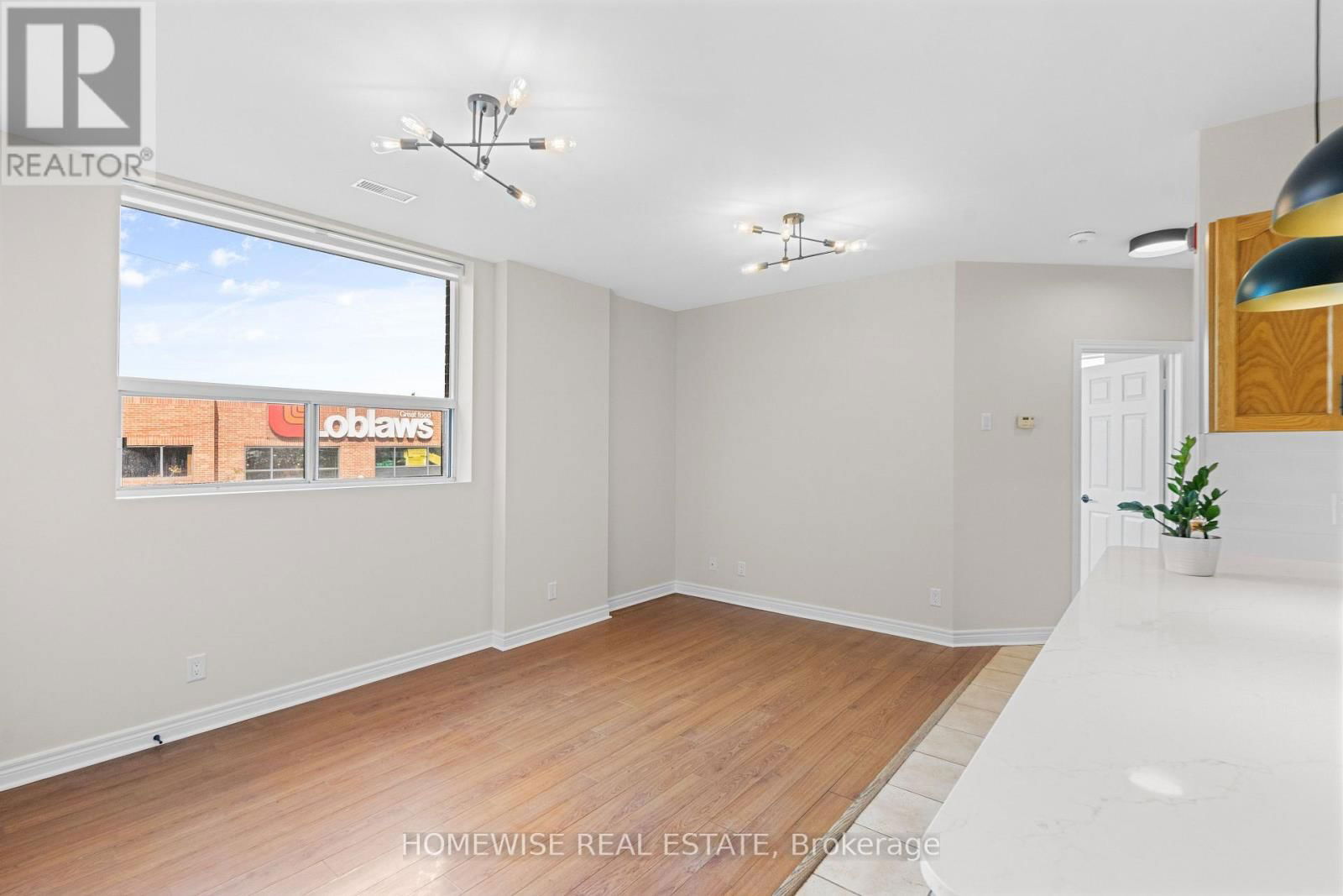 1 - 3635 DUNDAS STREET WEST Image 10