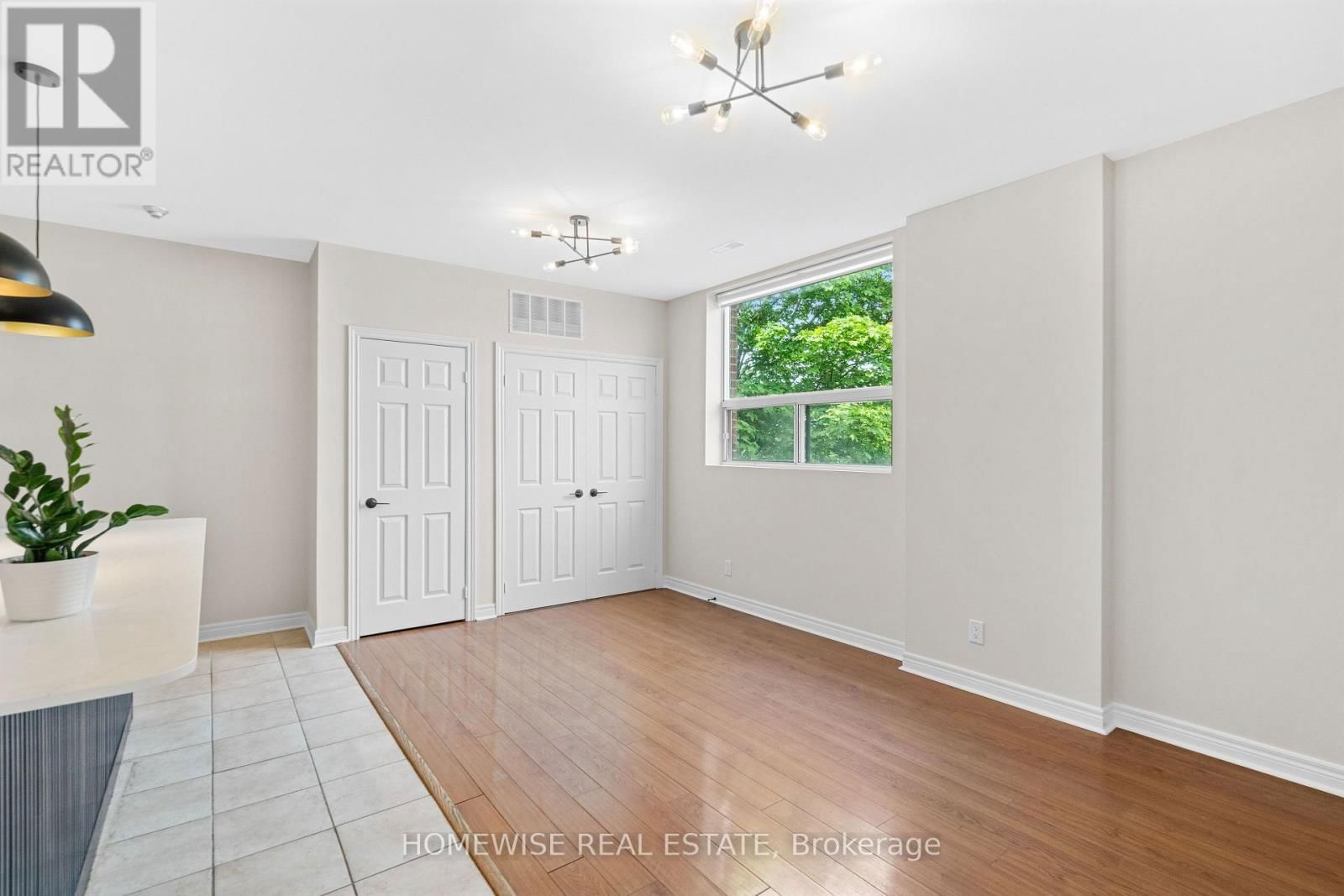 1 - 3635 DUNDAS STREET WEST Image 16