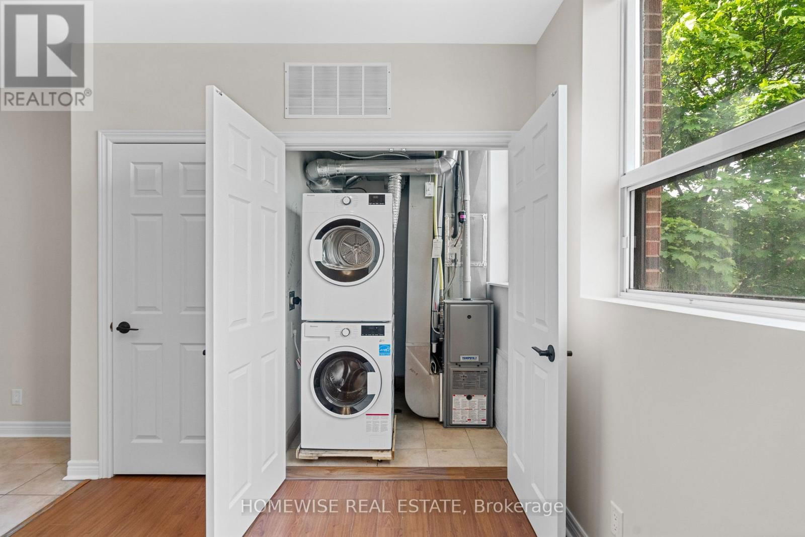 1 - 3635 DUNDAS STREET WEST Image 17