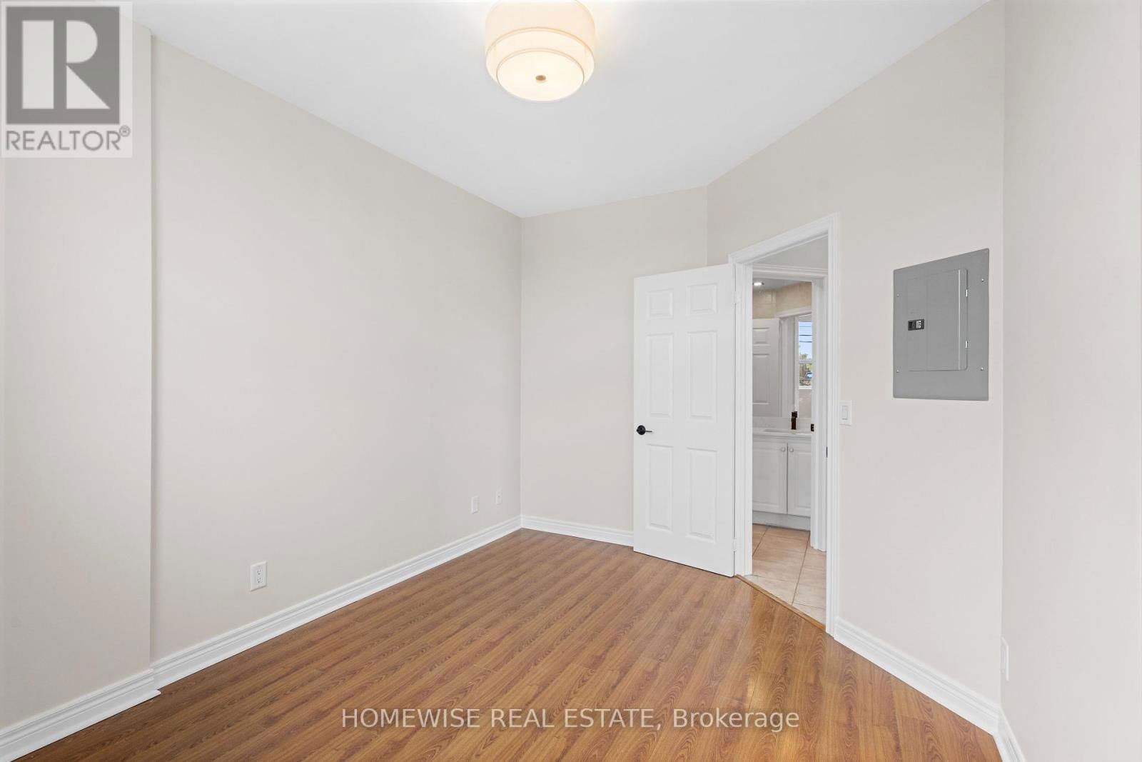 1 - 3635 DUNDAS STREET WEST Image 24