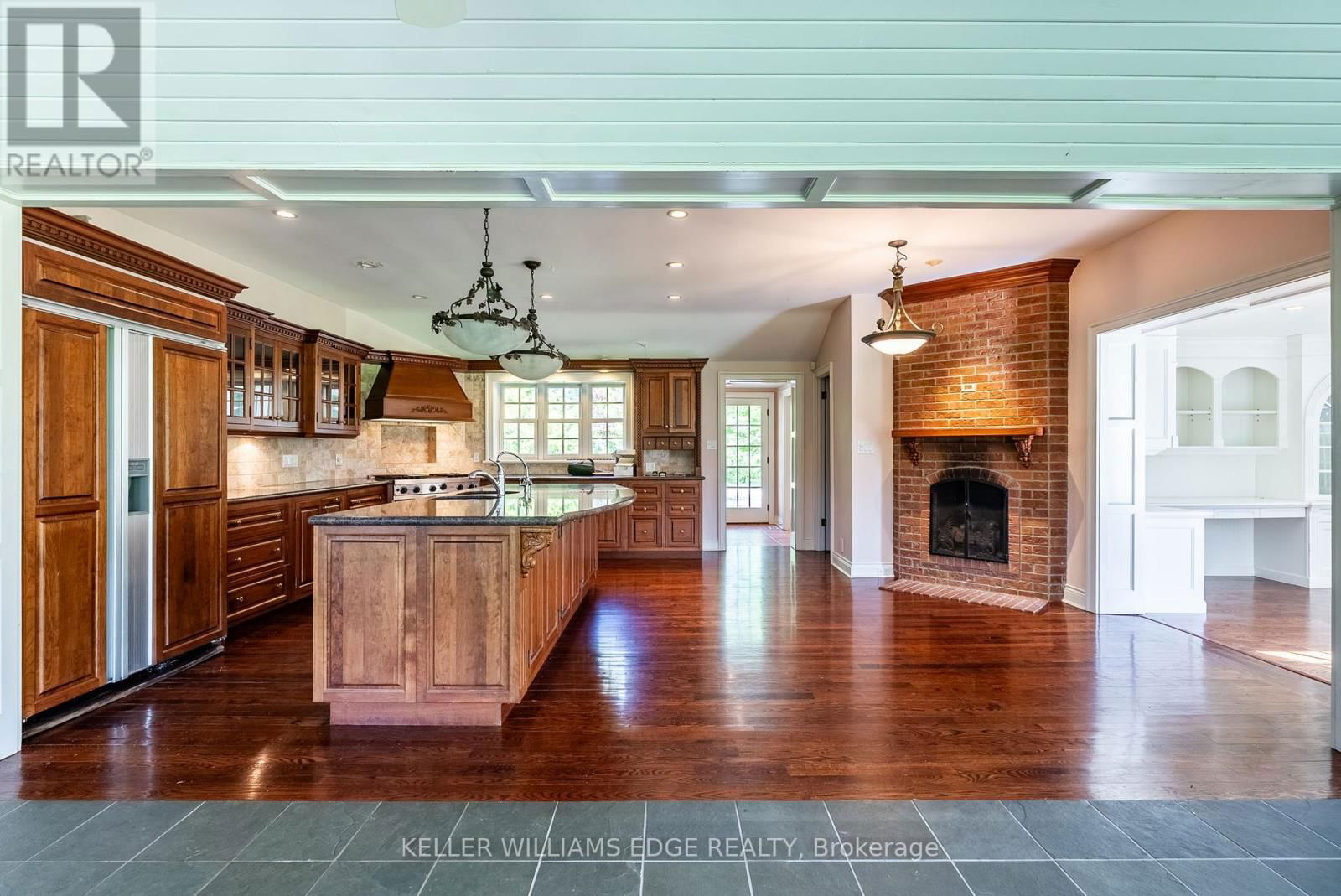 3350 GUELPH LINE Image 16