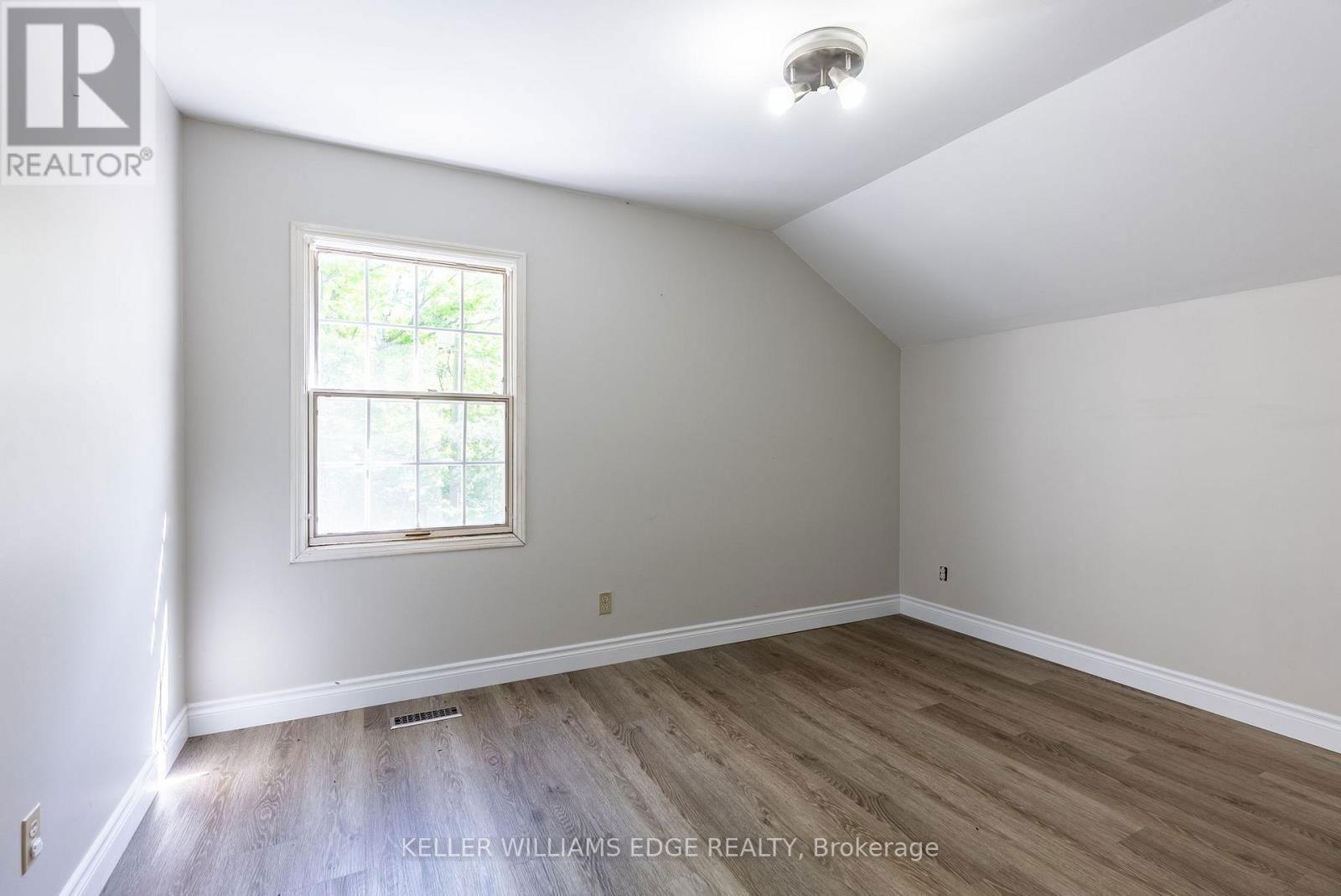 3350 GUELPH LINE Image 36