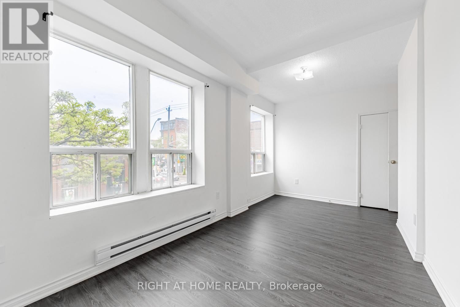 202 - 223 JAMESON AVENUE Image 13
