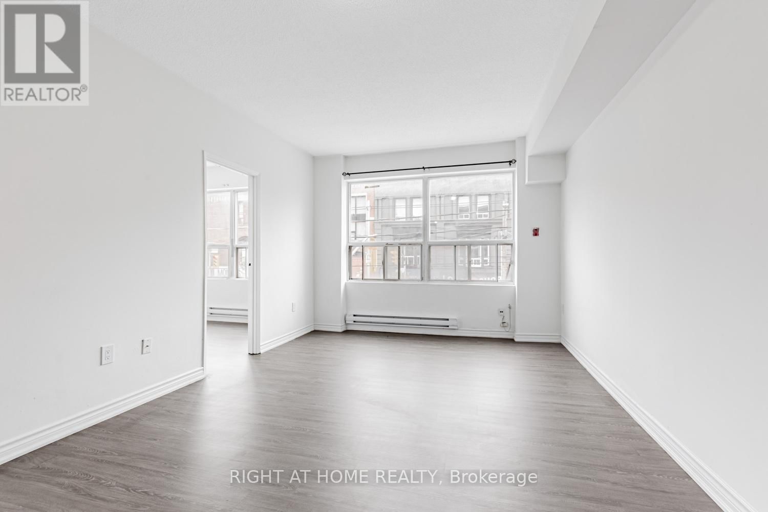 202 - 223 JAMESON AVENUE Image 7