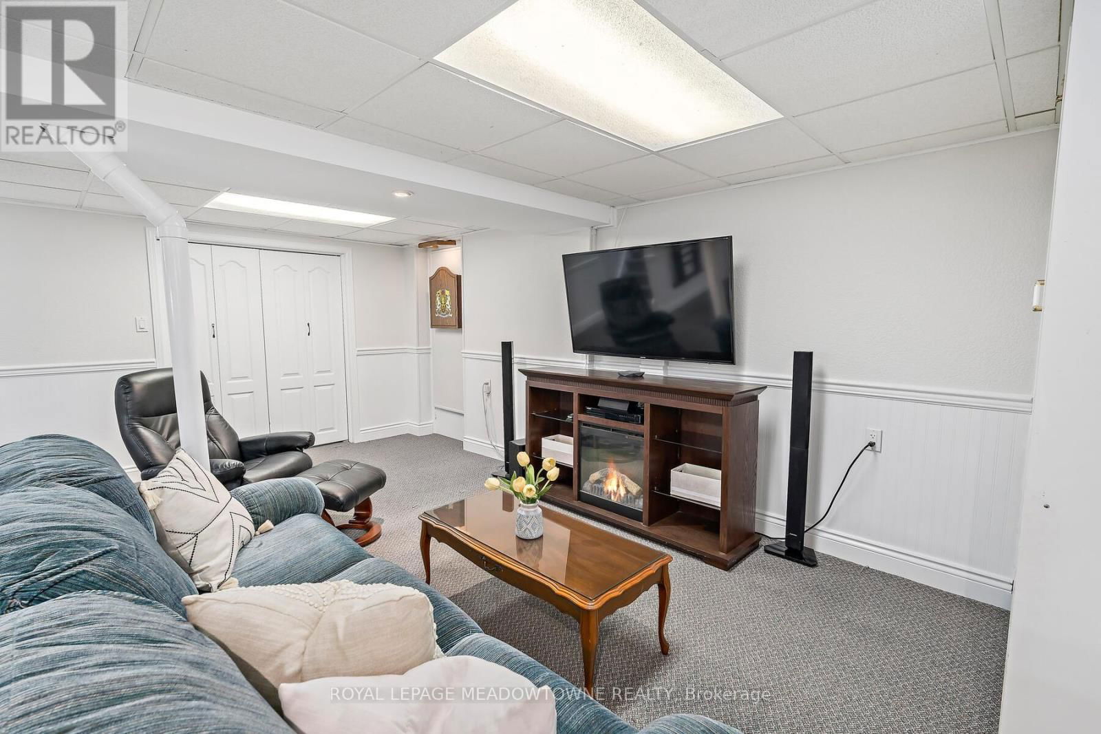 262 MURRAY STREET Image 33
