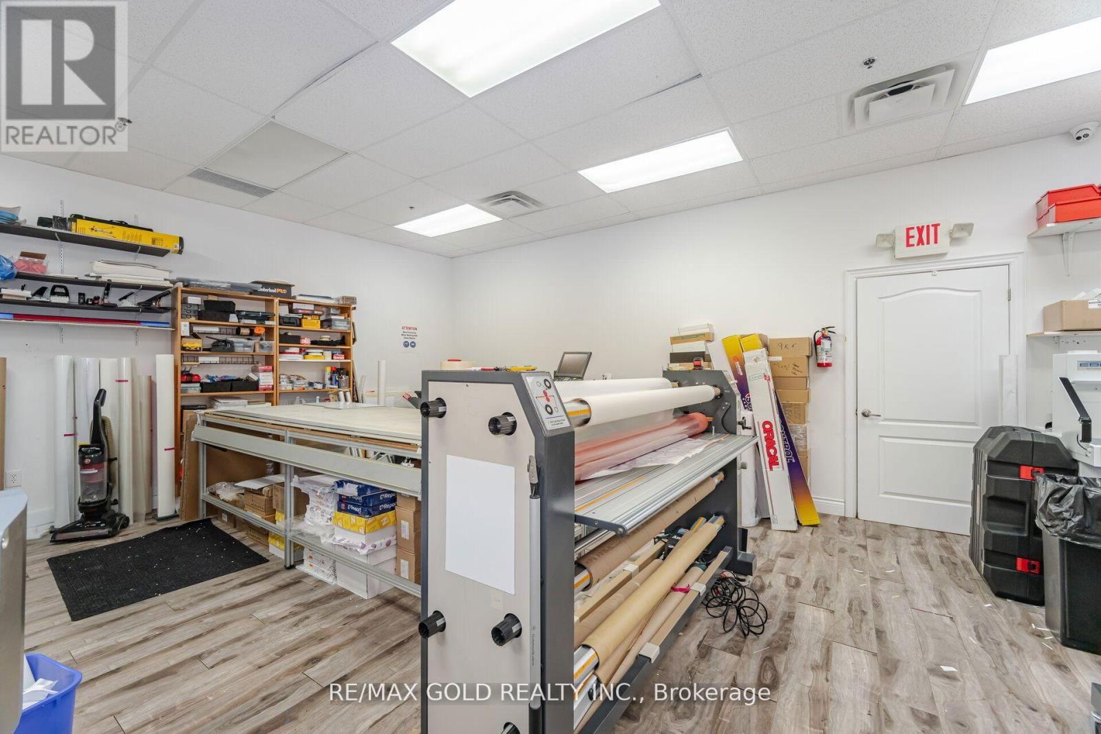 #26 - 2074 STEELES AVENUE Image 35