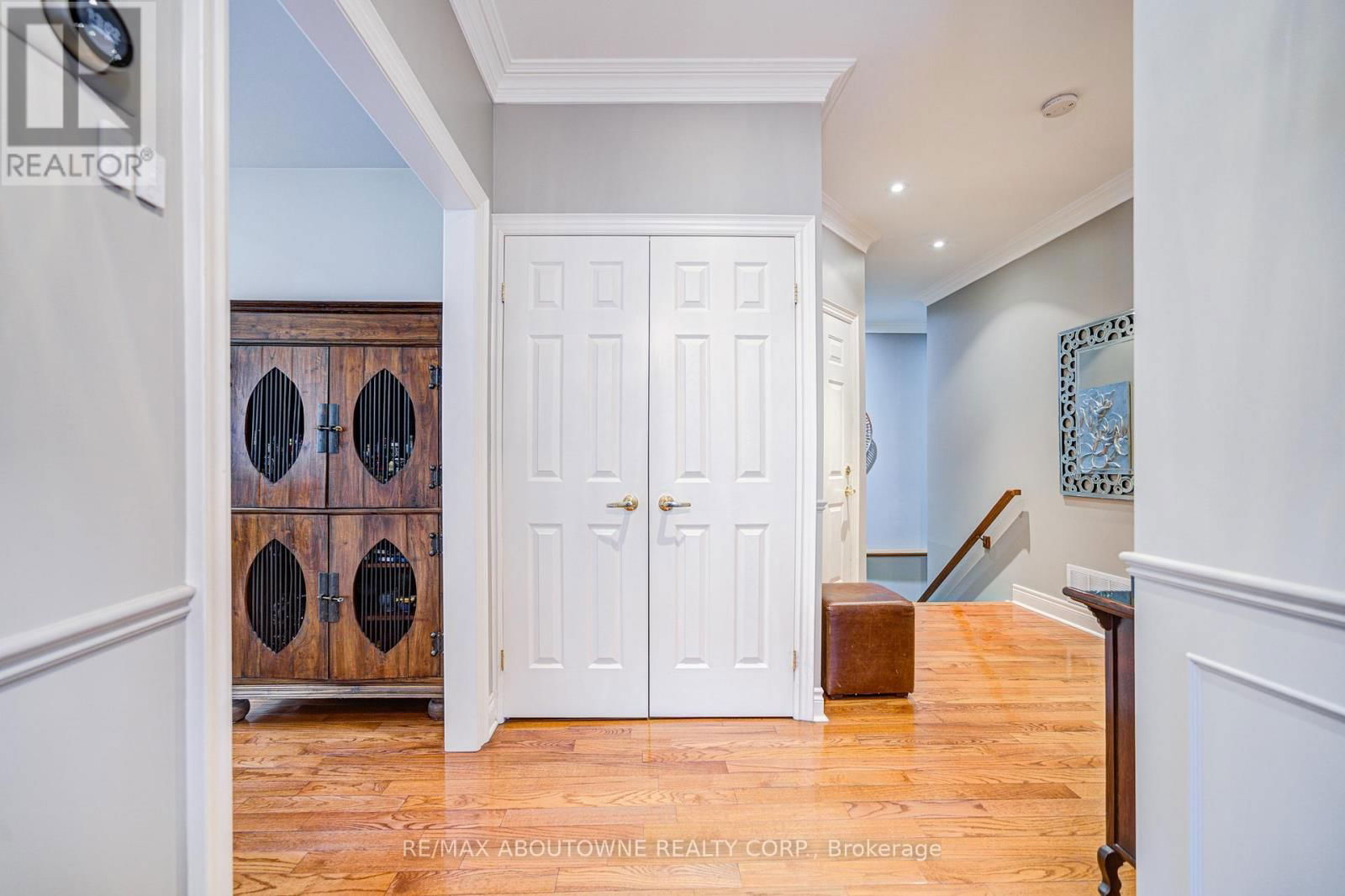 21 - 1169 DORVAL DRIVE Image 11