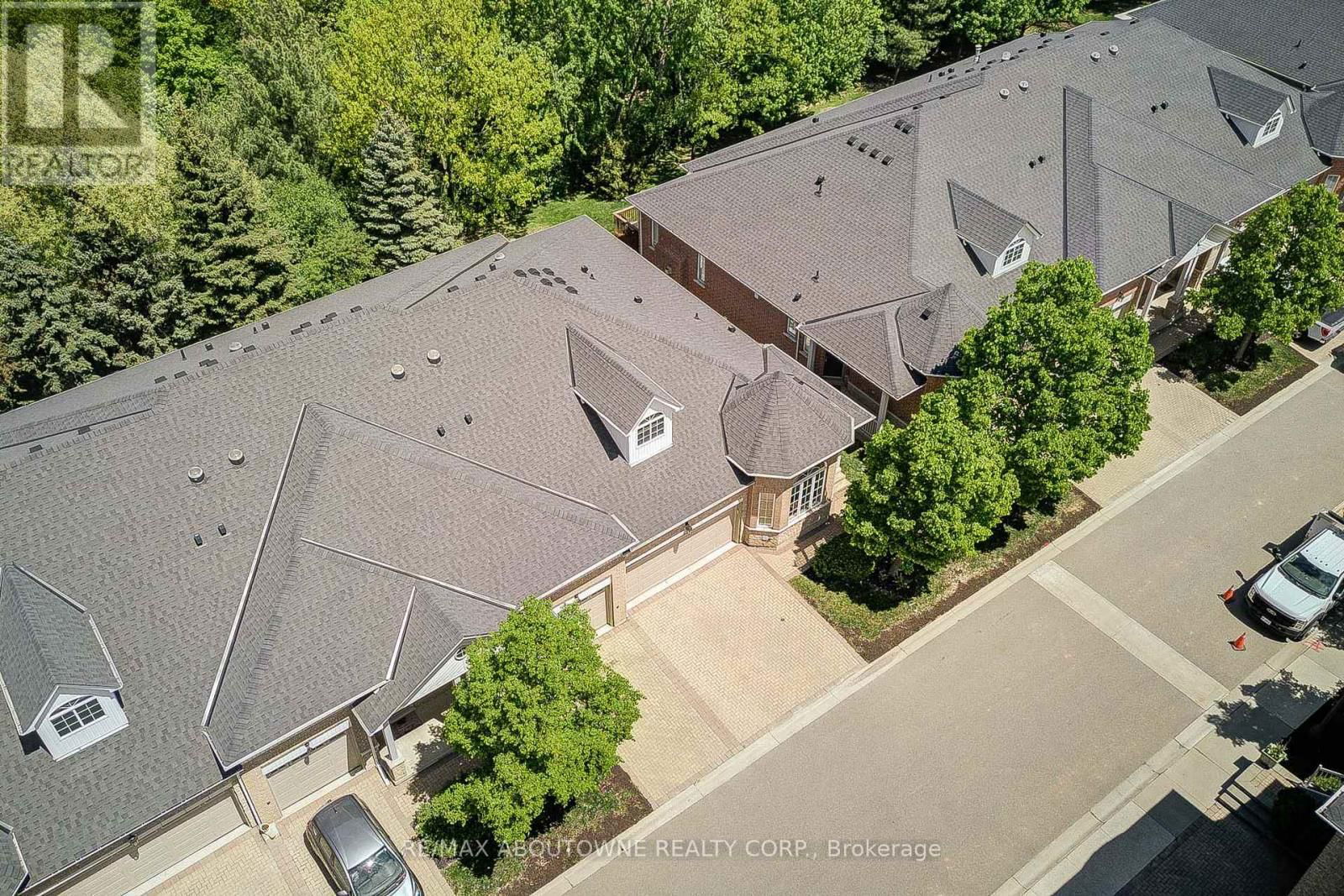 21 - 1169 DORVAL DRIVE Image 7