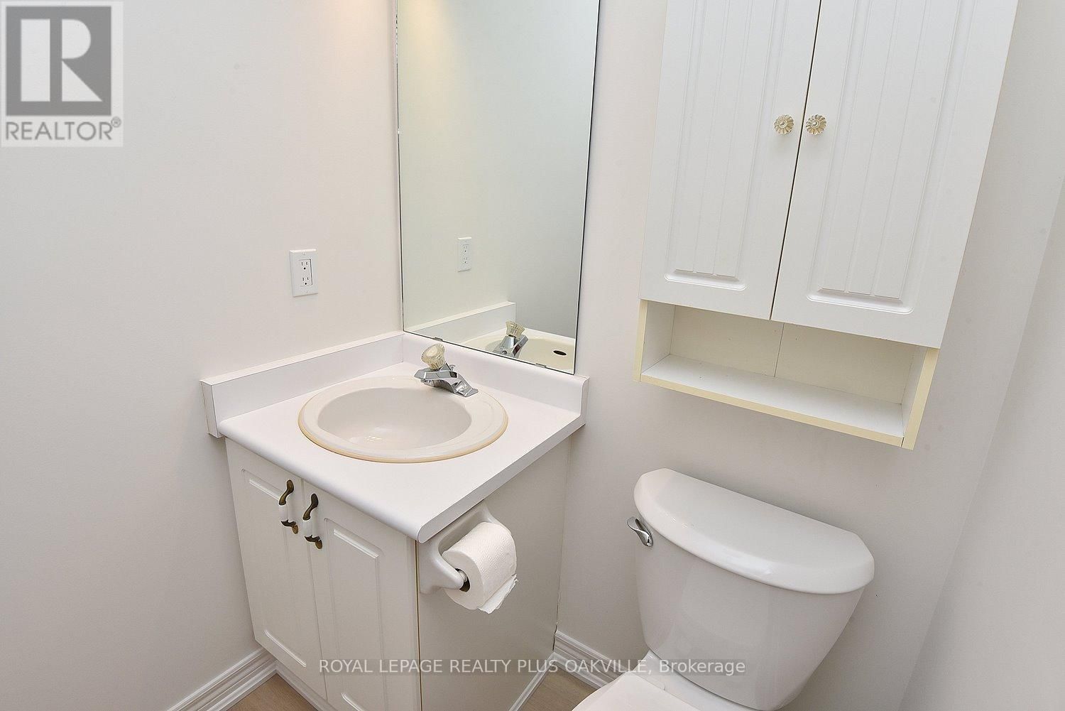 14 - 4045 UPPER MIDDLE ROAD Image 30