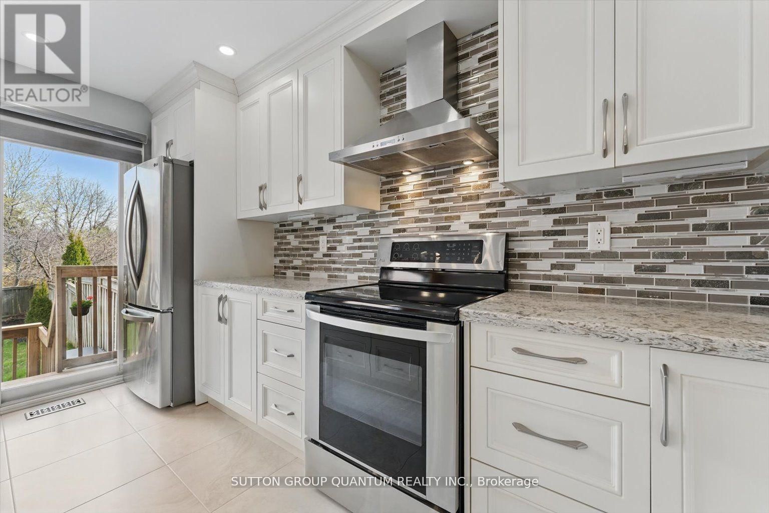 391 KITTRIDGE ROAD Image 13