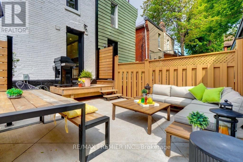 1 GWYNNE AVENUE Image 36