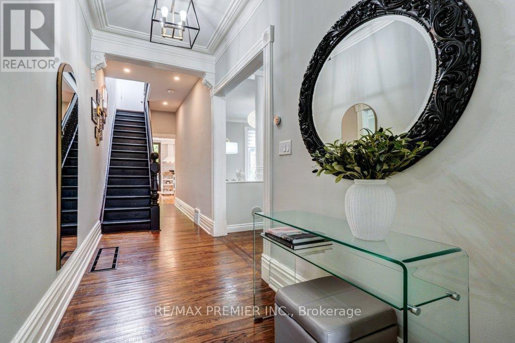 1 GWYNNE AVENUE Image 8