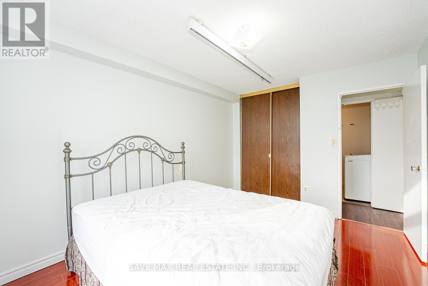 610 - 335 DRIFTWOOD AVENUE Image 18