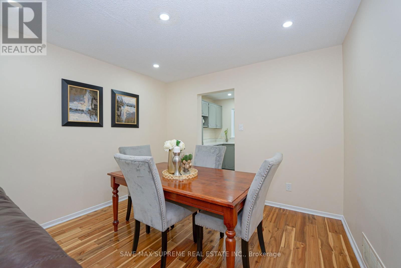 68 - 1020 CENTRAL PARK DRIVE Image 11