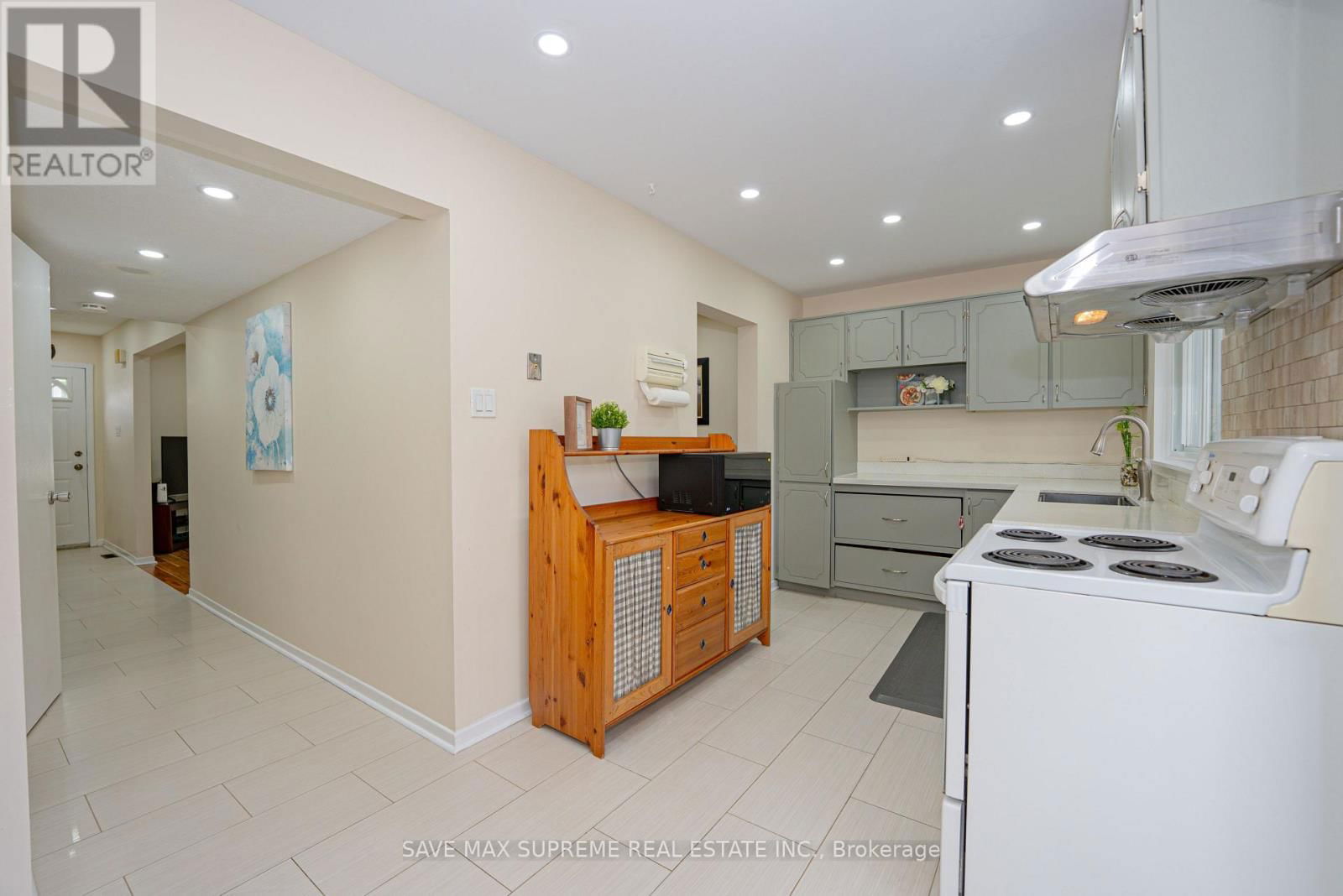 68 - 1020 CENTRAL PARK DRIVE Image 14