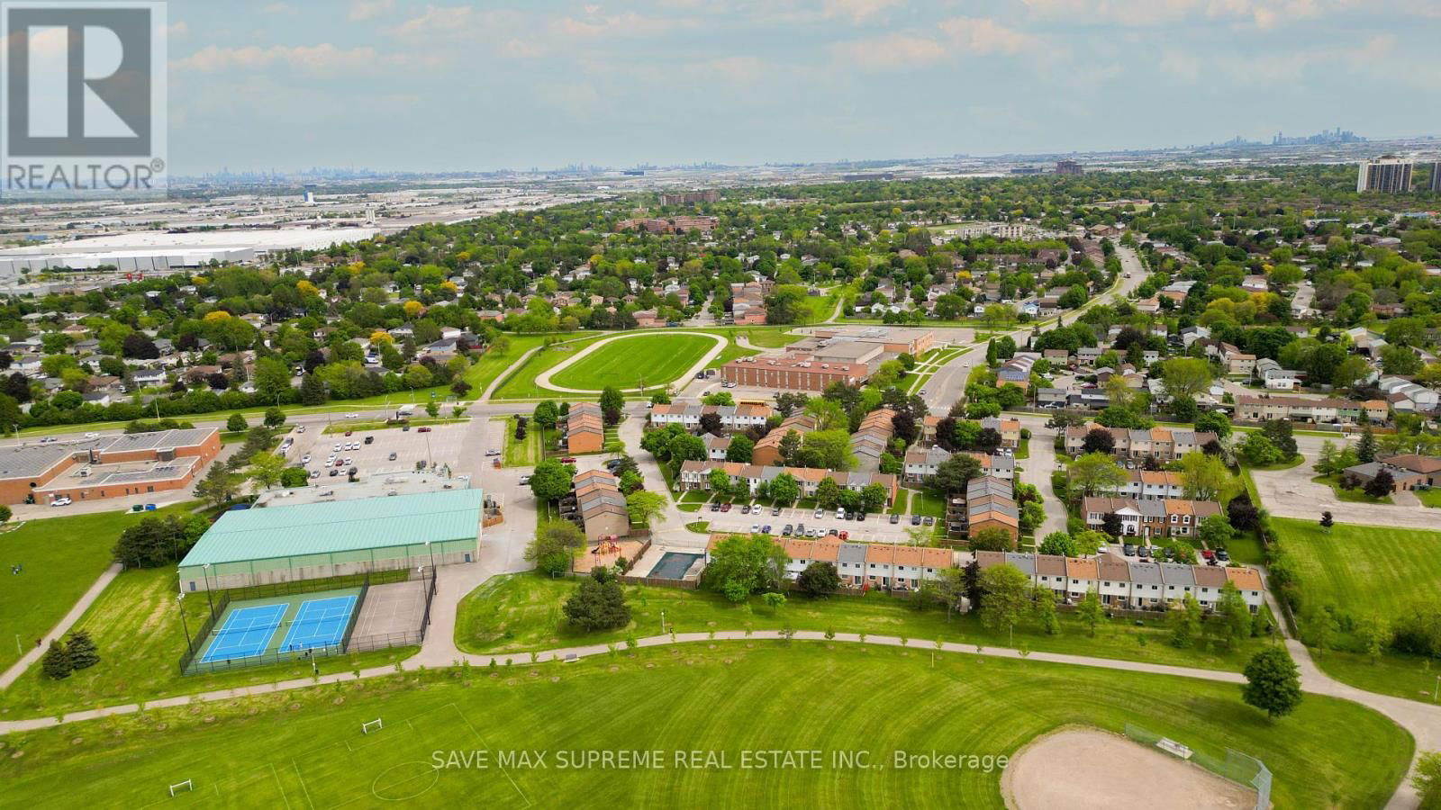 68 - 1020 CENTRAL PARK DRIVE Image 36