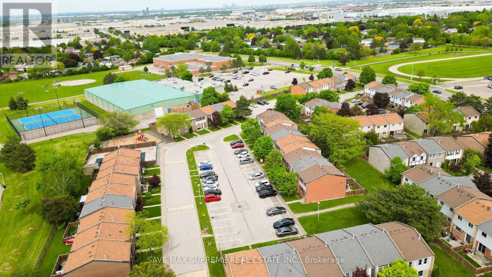 68 - 1020 CENTRAL PARK DRIVE Image 37