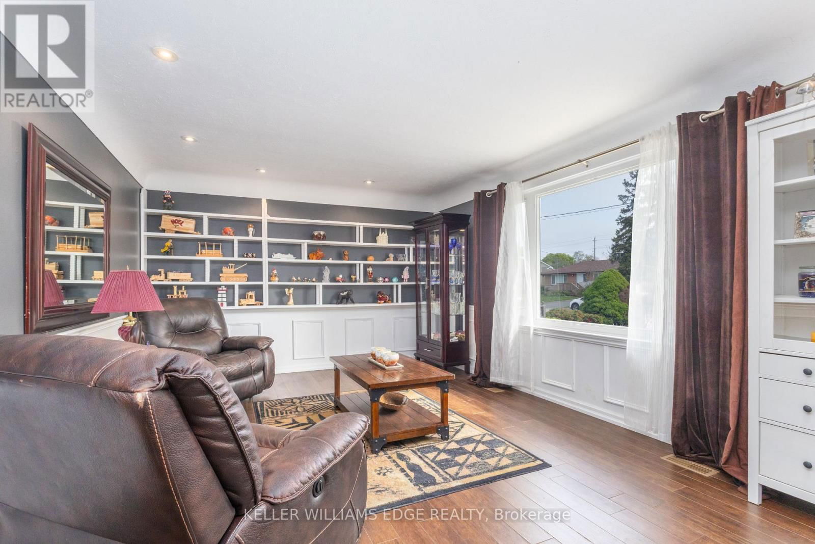 156 HAMMERSMITH COURT Image 14
