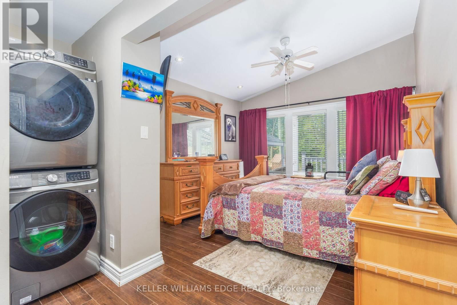156 HAMMERSMITH COURT Image 18