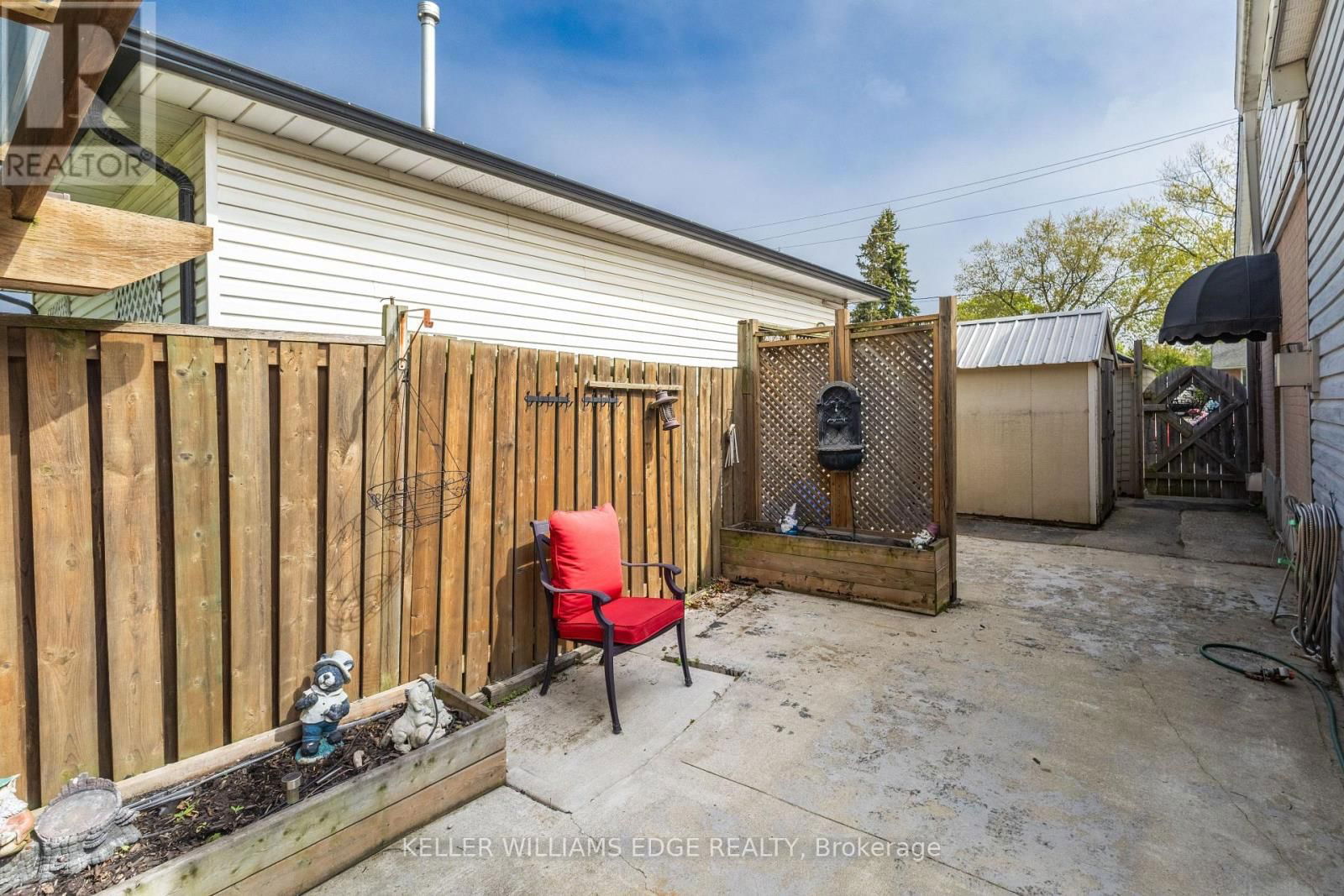 156 HAMMERSMITH COURT Image 35