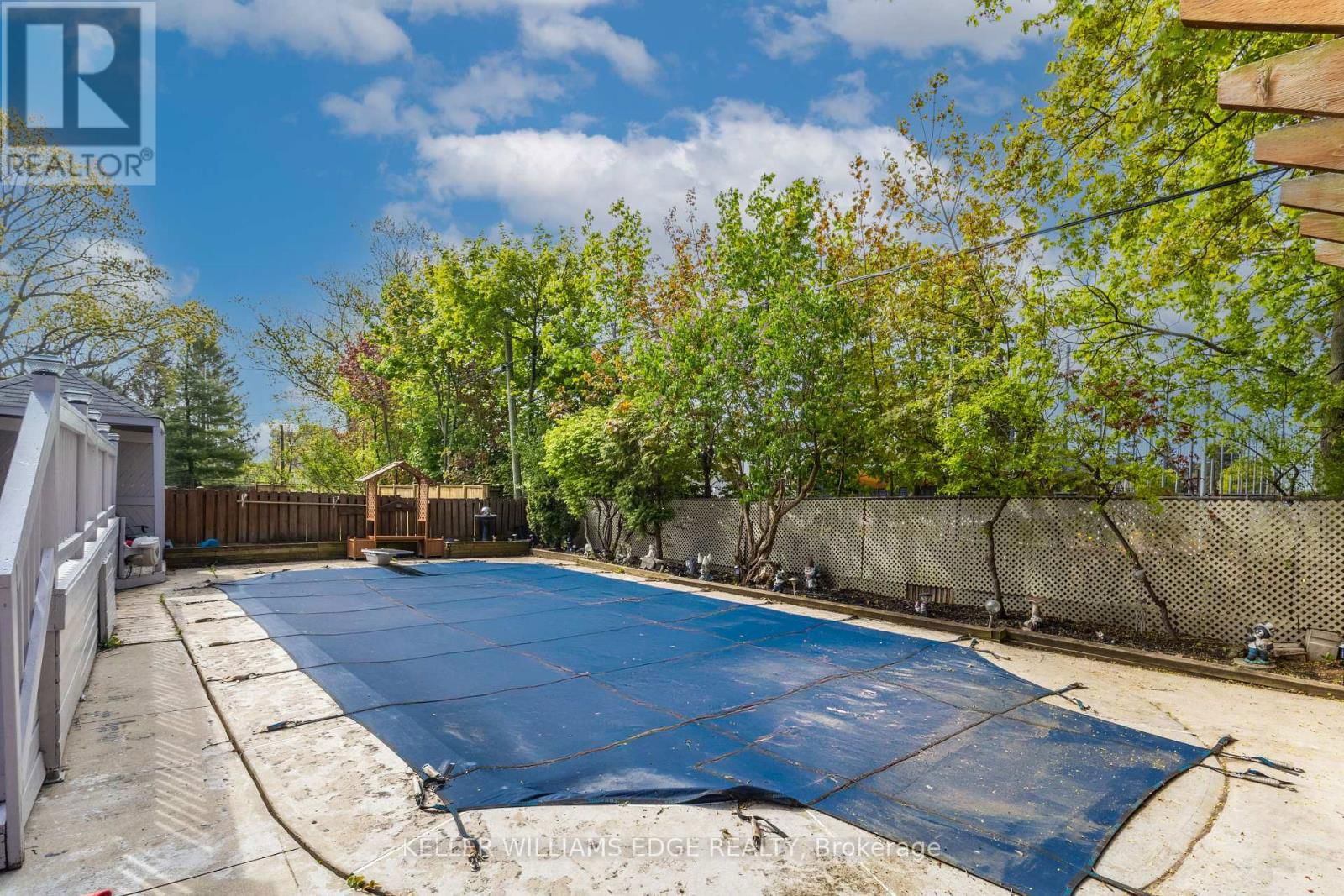 156 HAMMERSMITH COURT Image 36