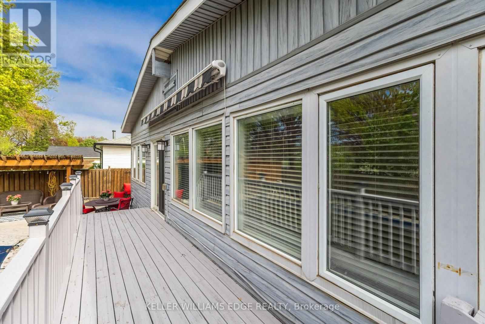 156 HAMMERSMITH COURT Image 45