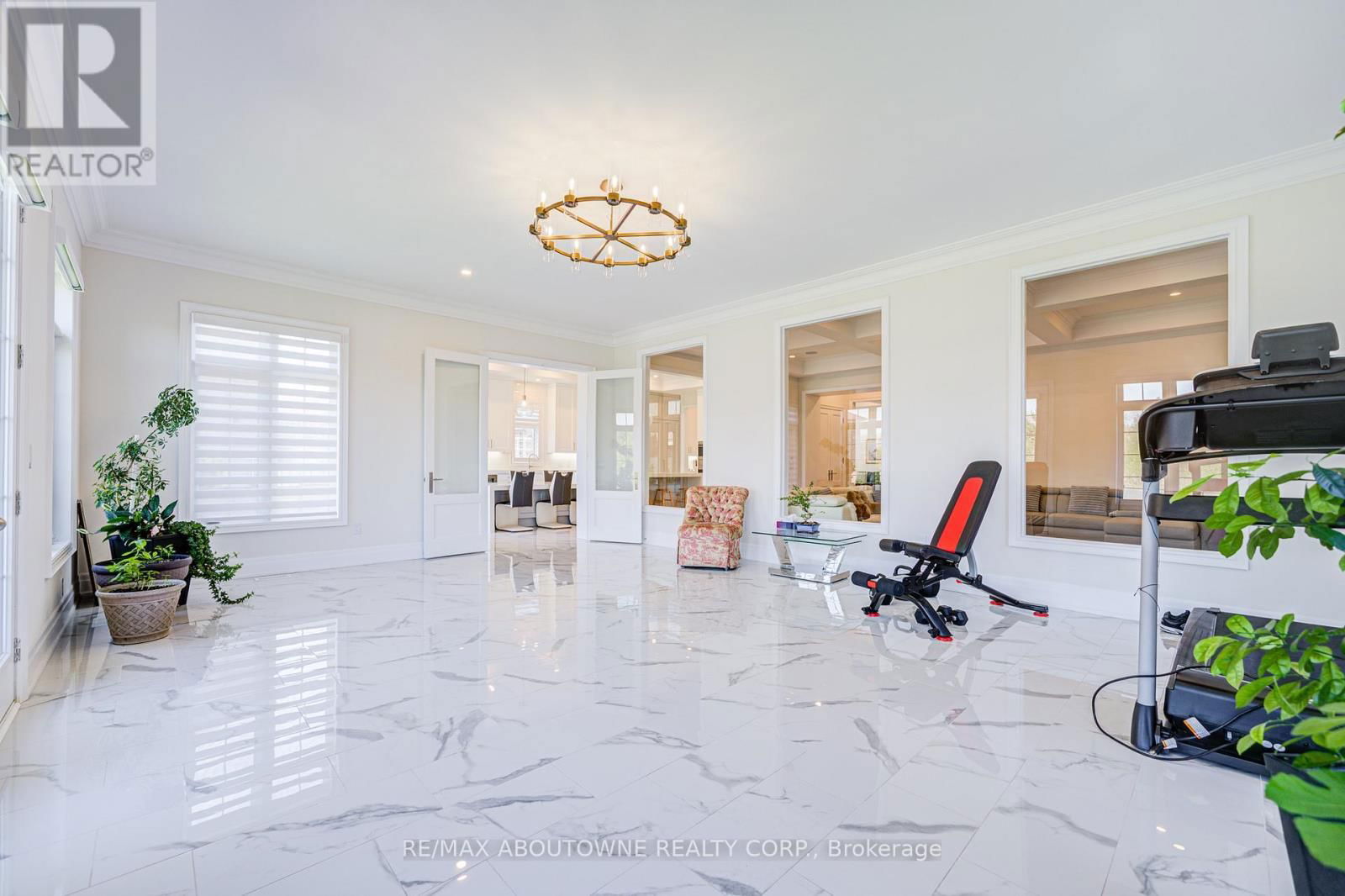 2359 SAW WHET BOULEVARD Image 24