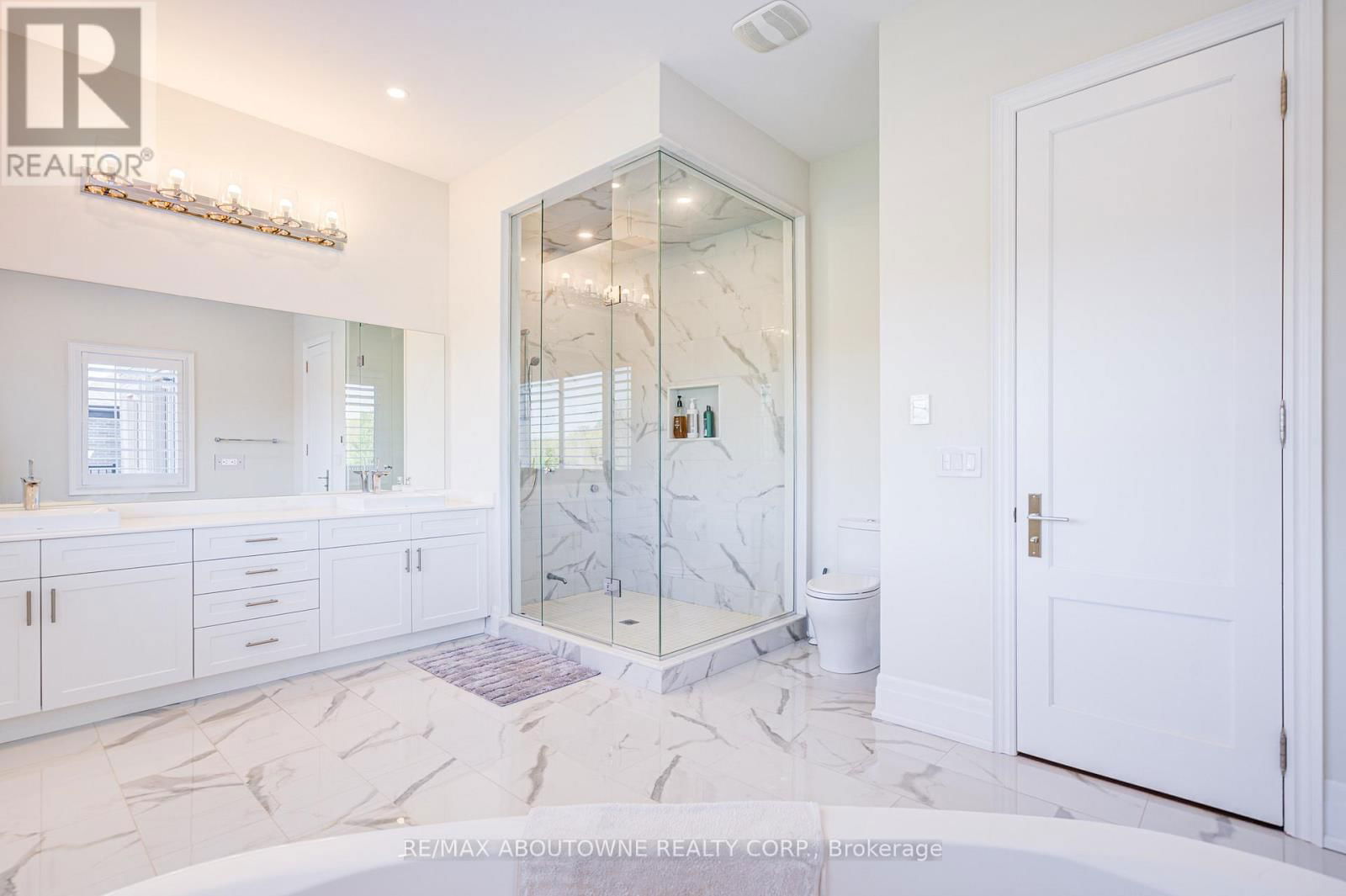 2359 SAW WHET BOULEVARD Image 30