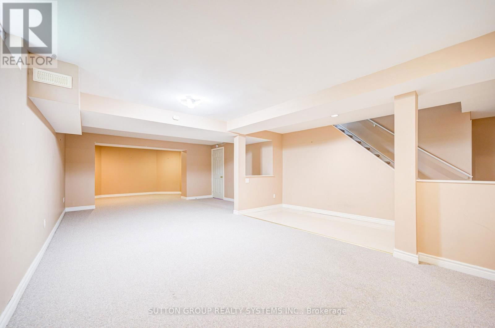 2979 SYCAMORE STREET Image 33