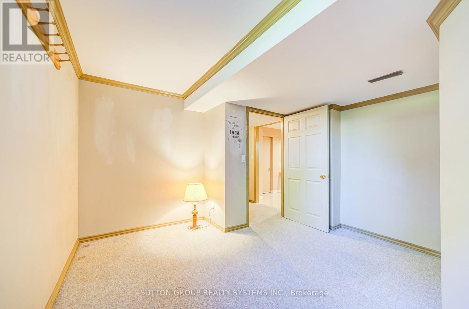 2979 SYCAMORE STREET Image 36