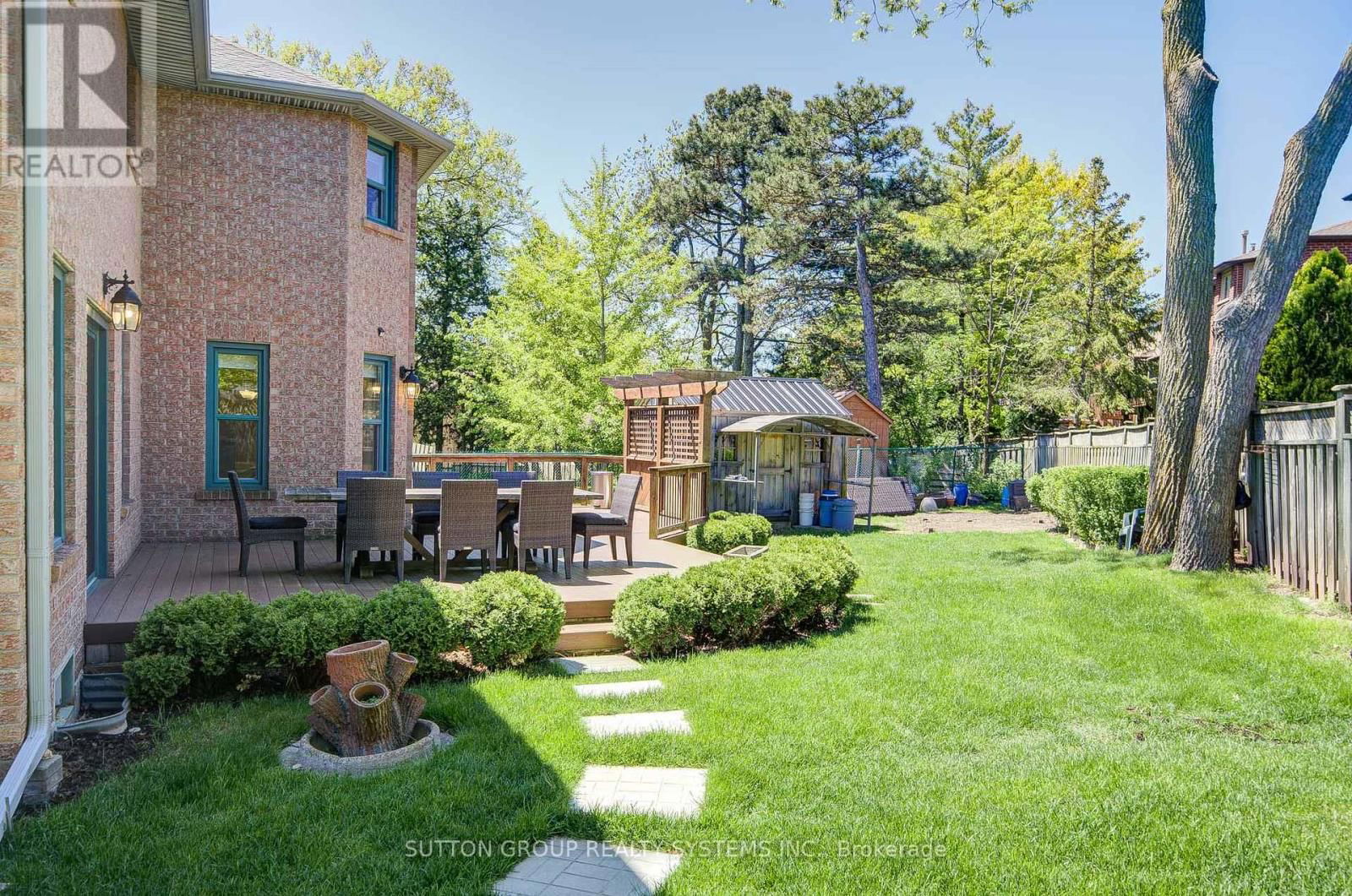 2979 SYCAMORE STREET Image 42