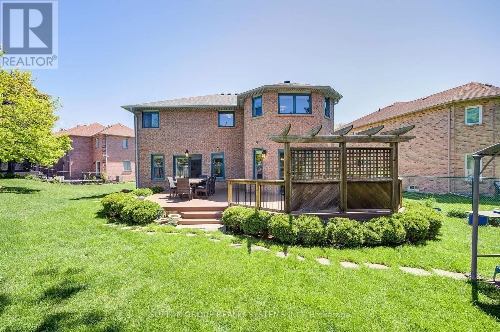 2979 SYCAMORE STREET Image 44