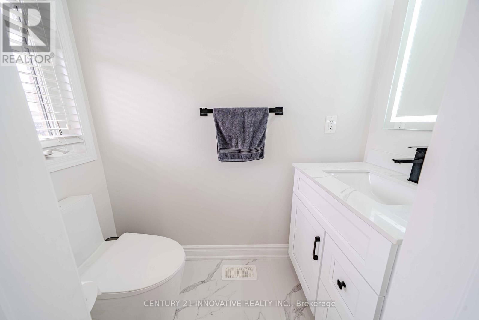 960 DICE WAY Image 17