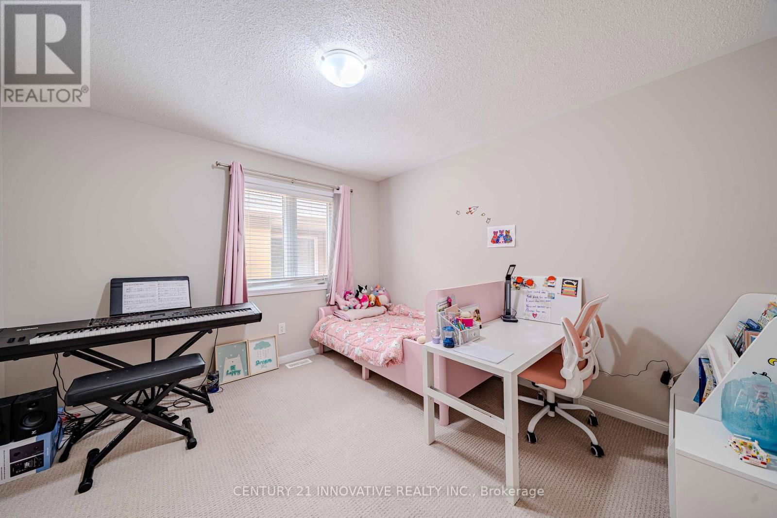 960 DICE WAY Image 36