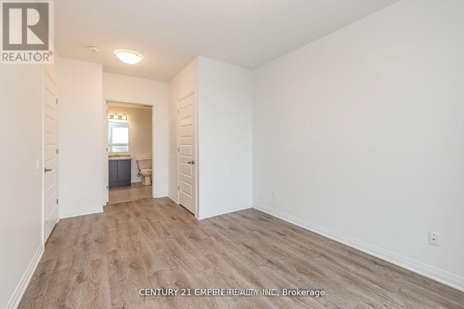 503 - 95 DUNDAS STREET WEST Image 33