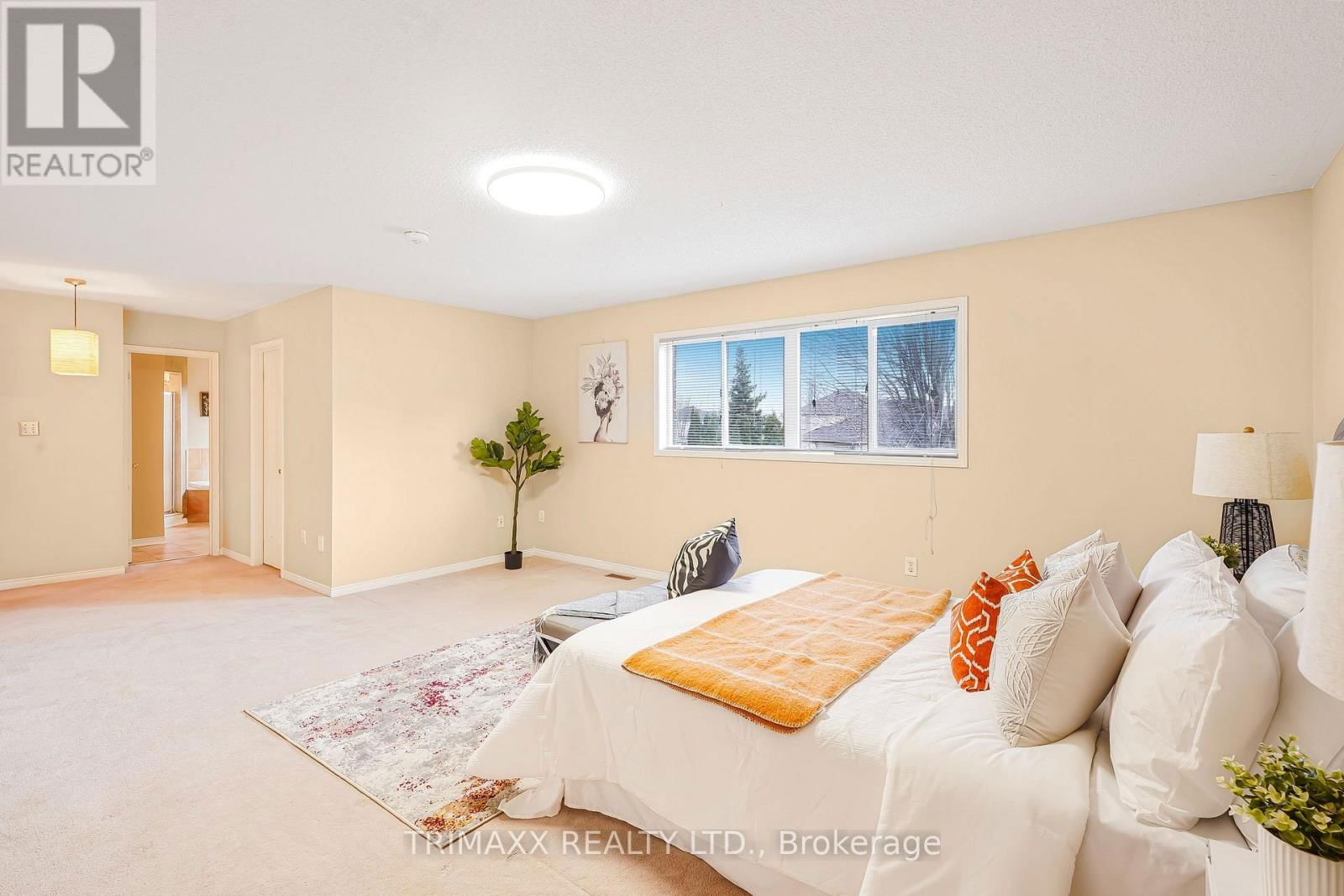 3 TURRET CRESCENT Image 28
