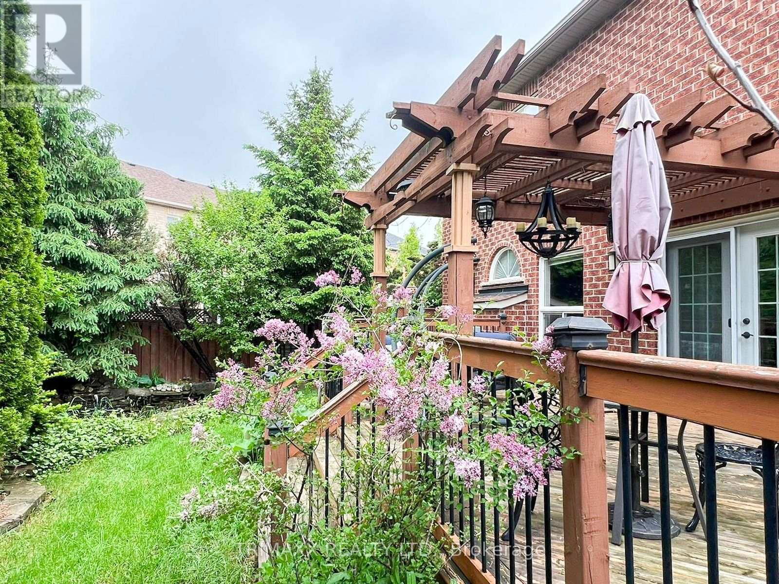 3 TURRET CRESCENT Image 44