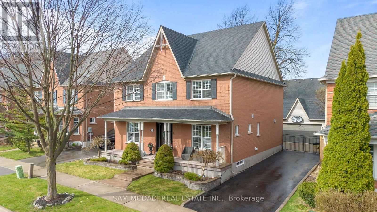 7174 UPTON CRESCENT Image 1