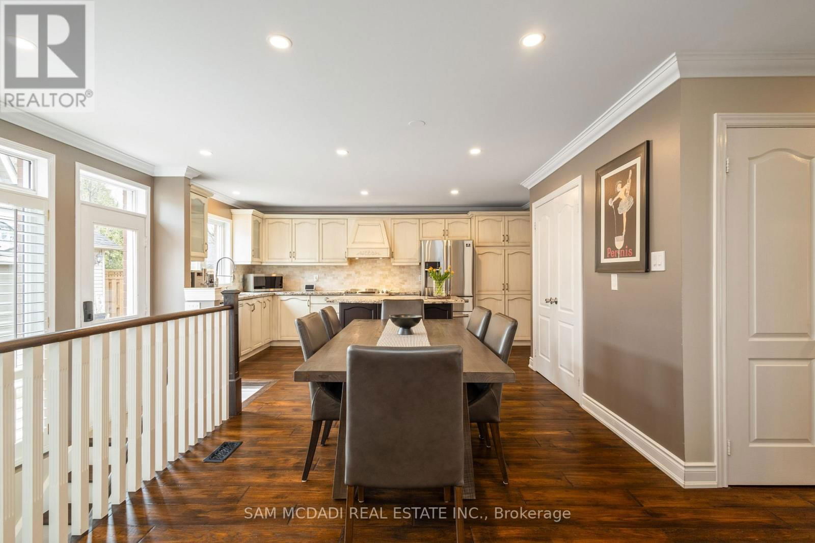 7174 UPTON CRESCENT Image 14