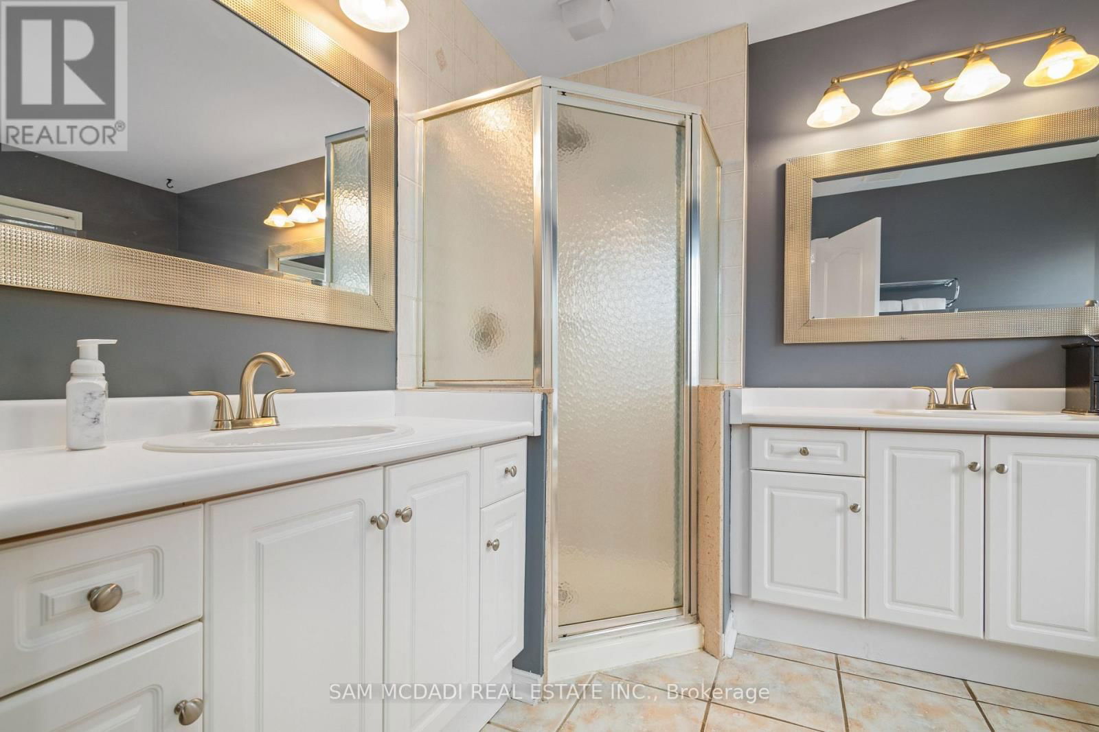 7174 UPTON CRESCENT Image 26