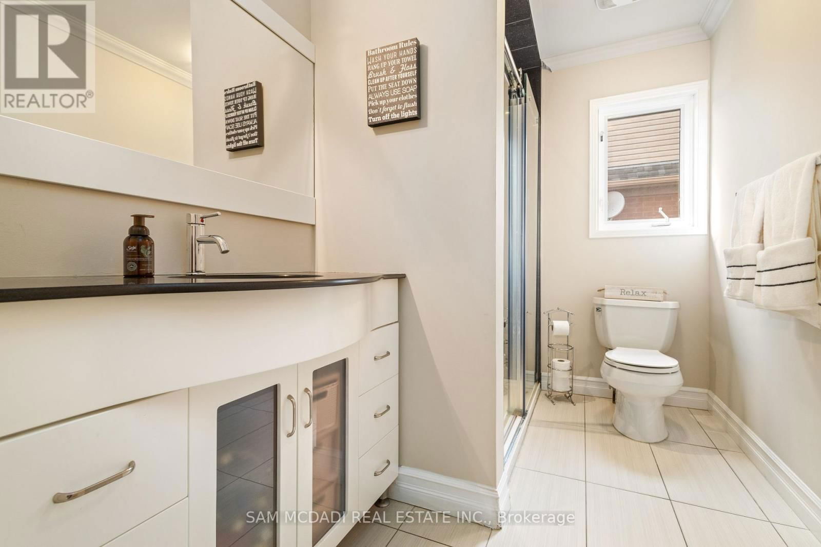 7174 UPTON CRESCENT Image 30