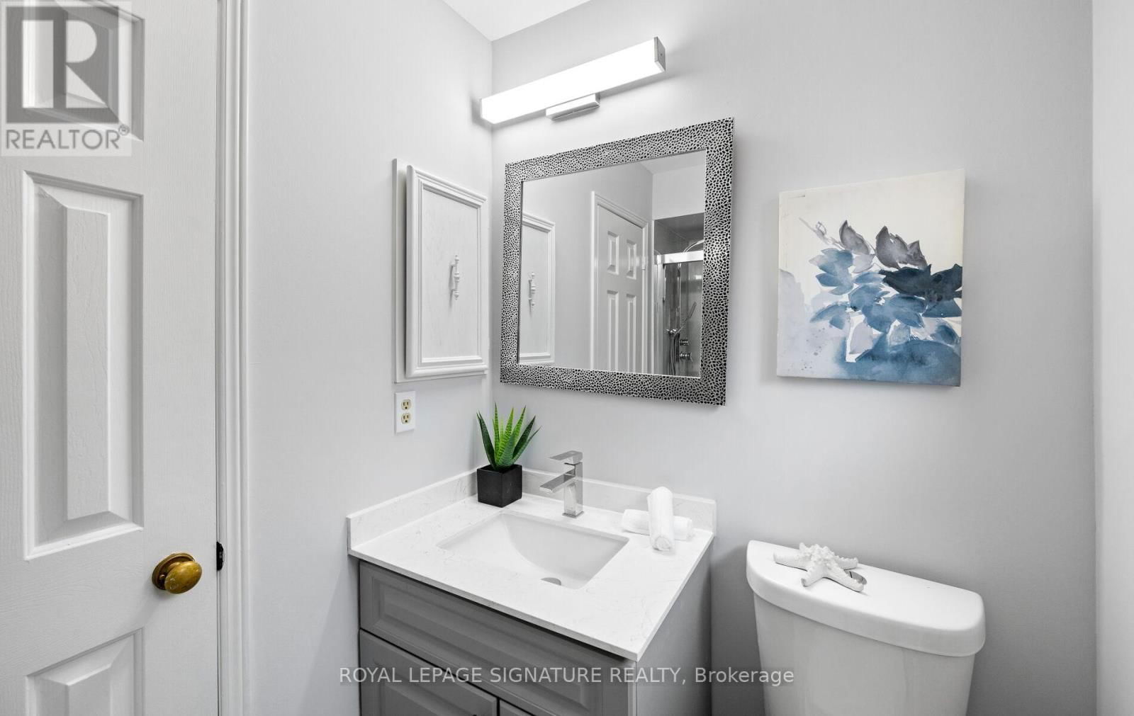 745 CONSTELLATION DRIVE Image 32