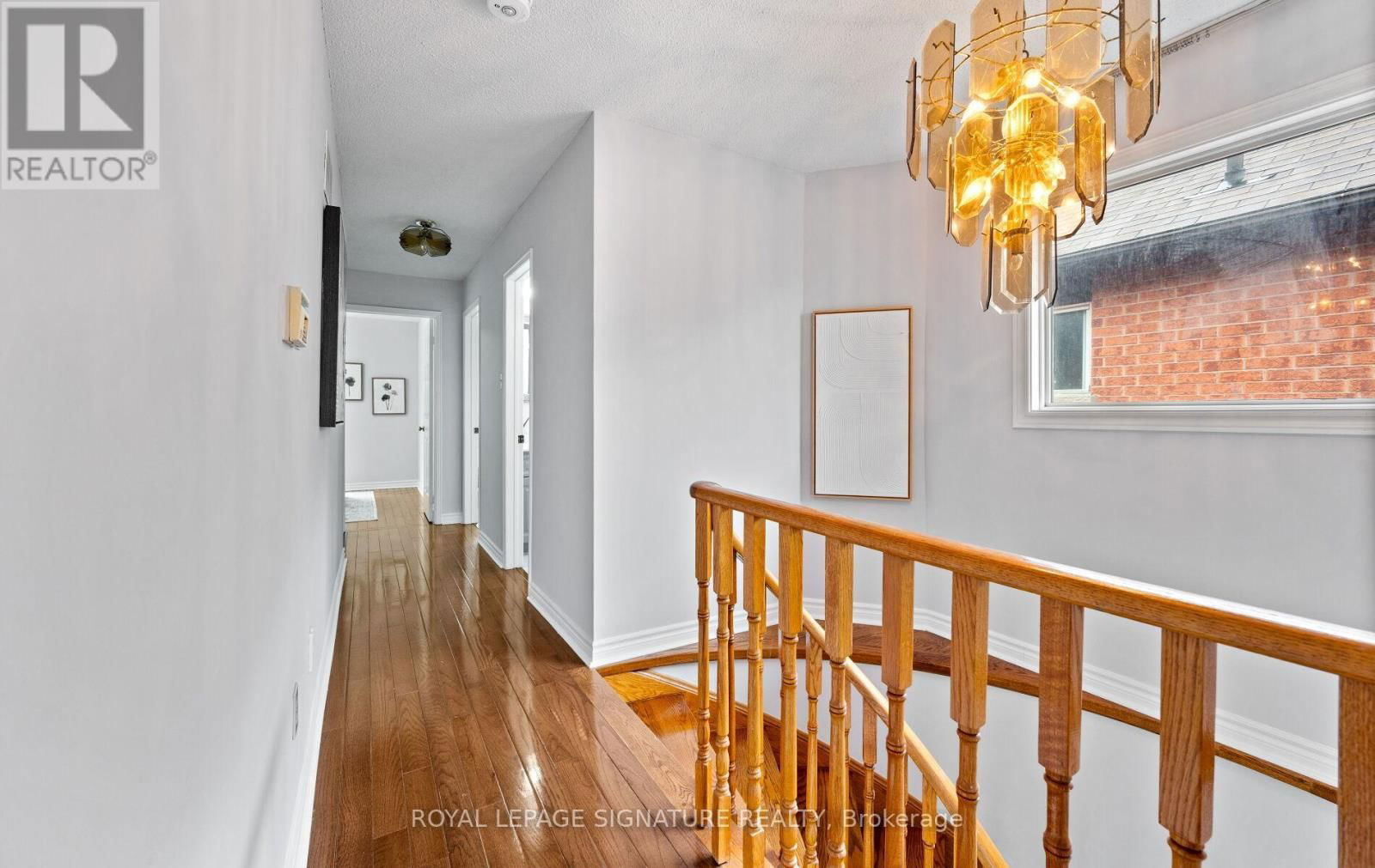745 CONSTELLATION DRIVE Image 33