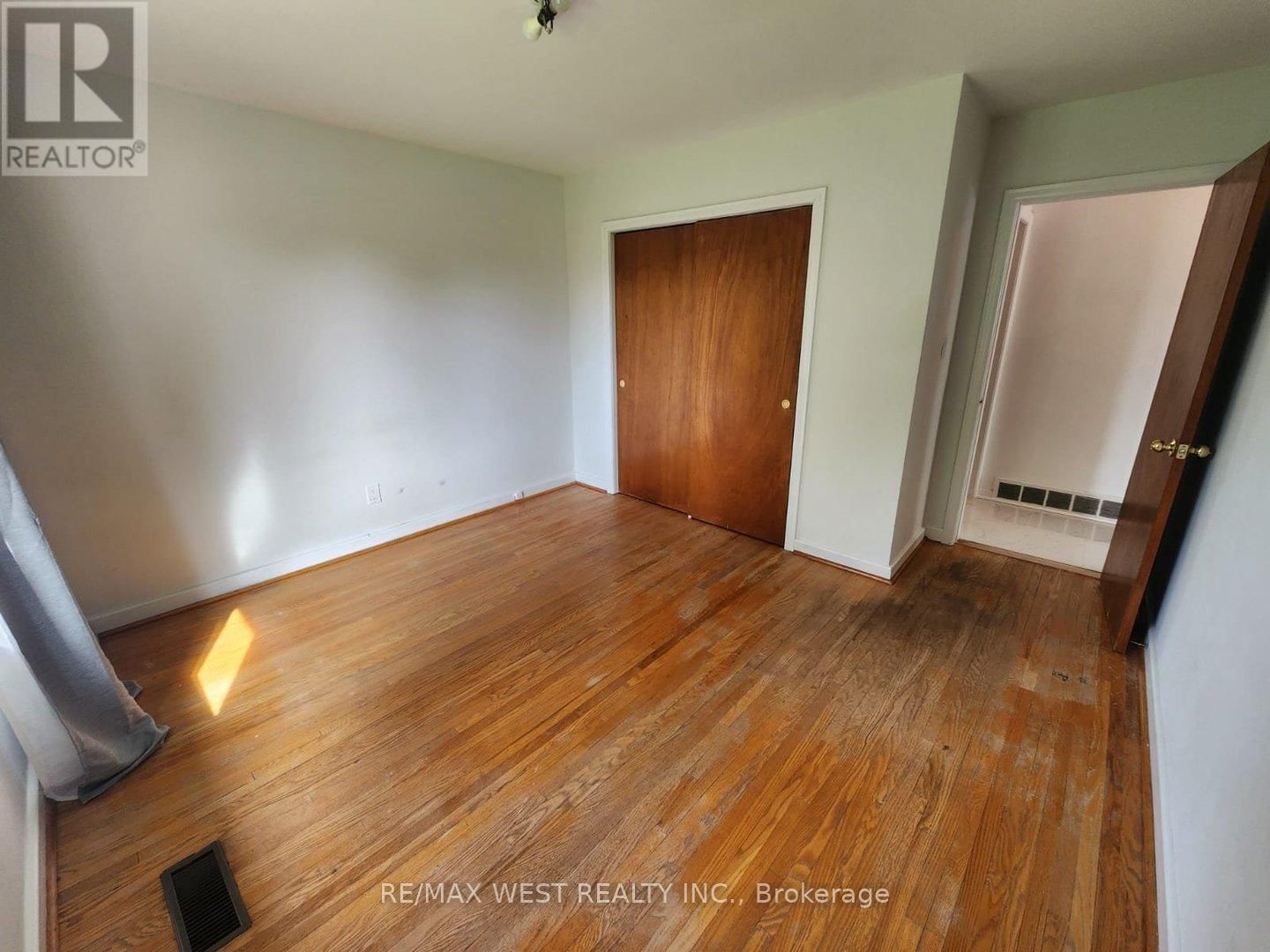 Main - 5 LUDGATE DRIVE Image 20
