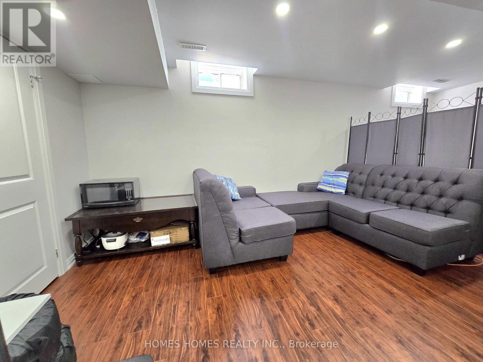 6 GRASSHOPPER WAY Image 47