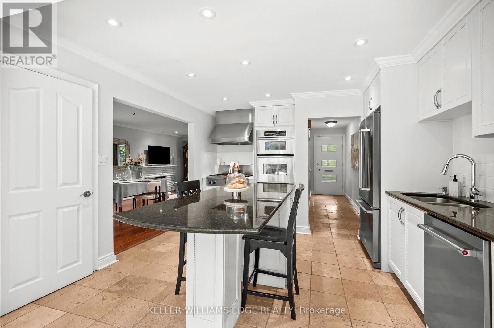 1589 CREDITON PARKWAY Image 15