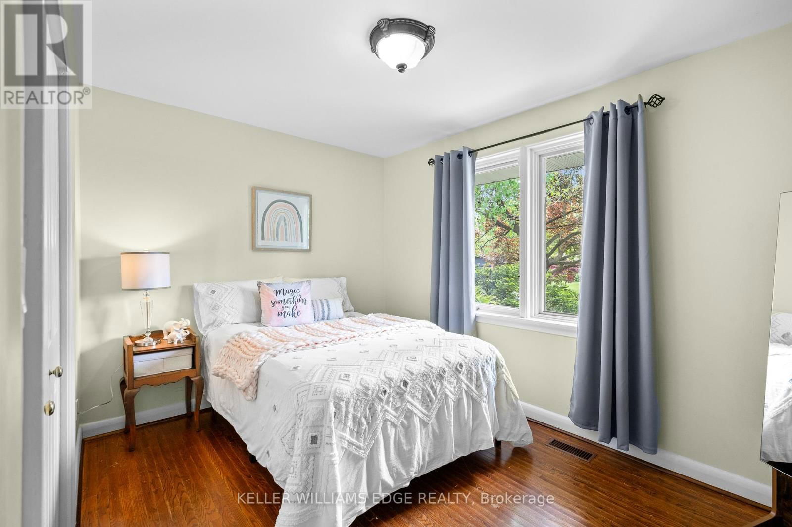 1589 CREDITON PARKWAY Image 23