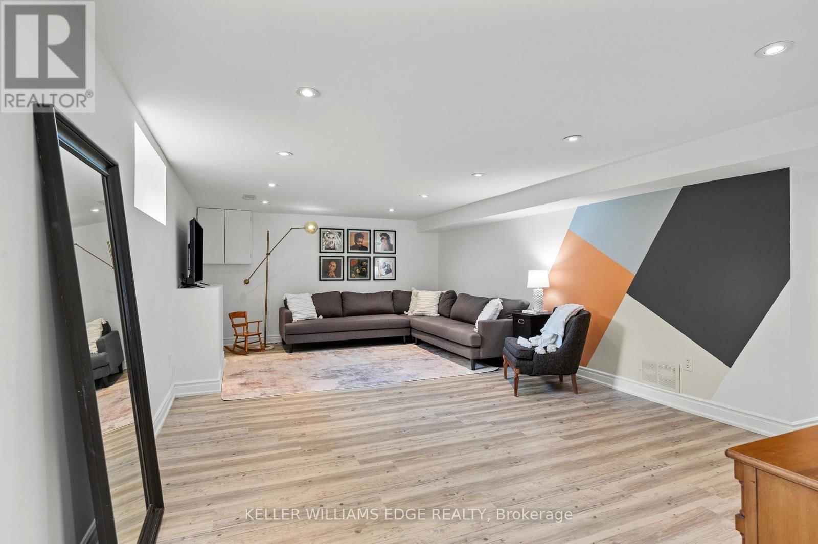 1589 CREDITON PARKWAY Image 28